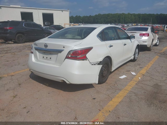 Nissan Altima 2.5 S 2015 1N4AL3AP9FC409782 Image 4