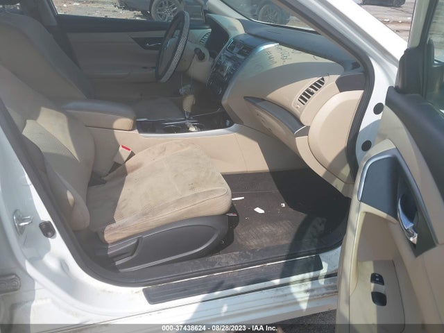 Nissan Altima 2.5 S 2015 1N4AL3AP9FC409782 Image 5