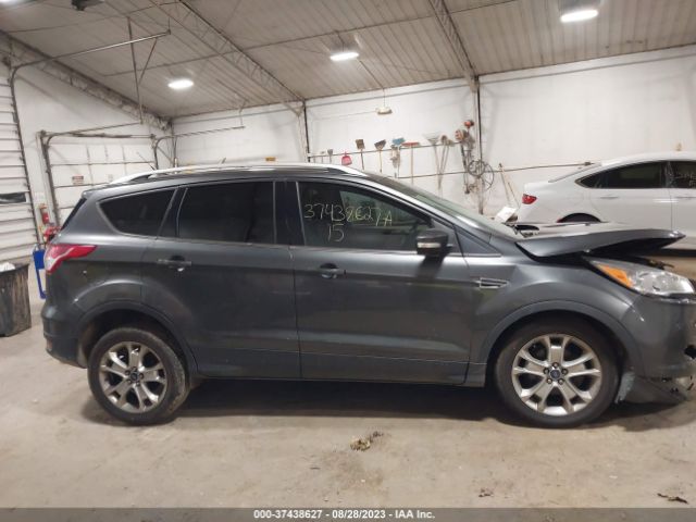 1FMCU0JX1FUC21679 Ford Escape Titanium