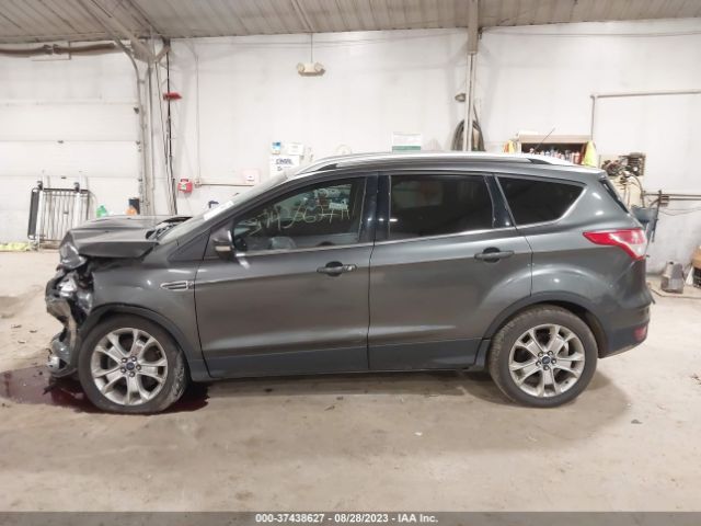 1FMCU0JX1FUC21679 Ford Escape Titanium