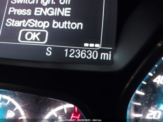 1FMCU0JX1FUC21679 Ford Escape Titanium