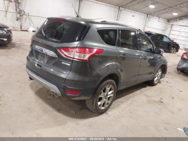 1FMCU0JX1FUC21679 Ford Escape Titanium