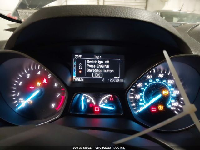 1FMCU0JX1FUC21679 Ford Escape Titanium