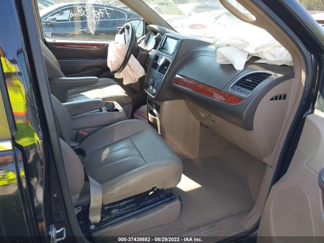 2C4RC1CG6FR675444 Chrysler Town & Country Touring-l