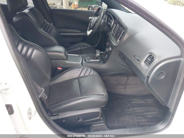 2C3CDXEJ2JH135364 Dodge Charger Srt 392 Rwd
