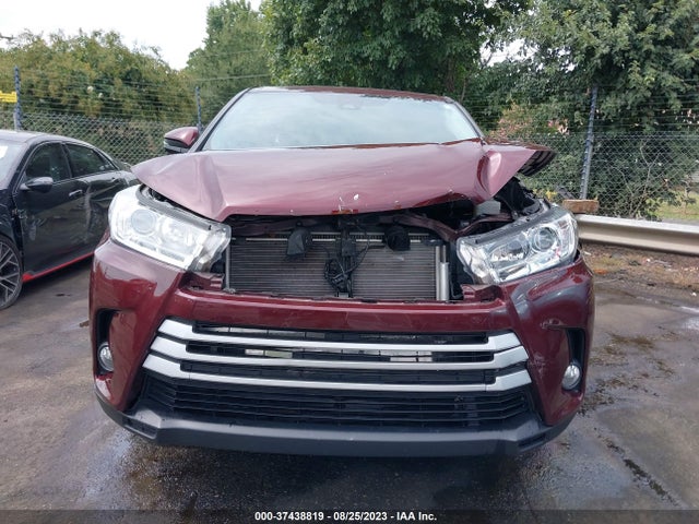 Toyota Highlander Le 2019 5TDZZRFH5KS362517 Image 4
