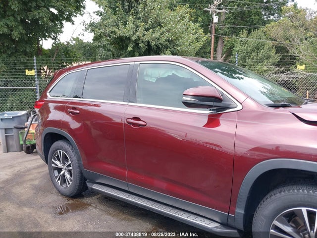 Toyota Highlander Le 2019 5TDZZRFH5KS362517 Image 5