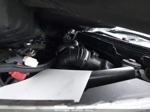 2HKRM4H38EH602883 Honda CR-V LX