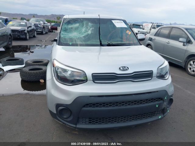 KNDJN2A23K7656527 KIA Soul Base