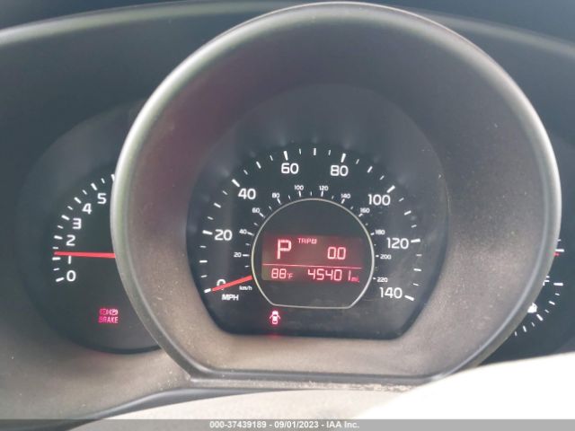 KNDJN2A23K7656527 KIA Soul Base
