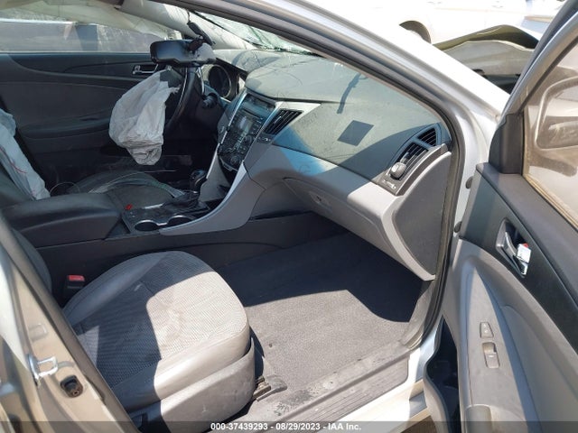 2013 HYUNDAI SONATA SE VIN: 5NPEC4AB4DH608827