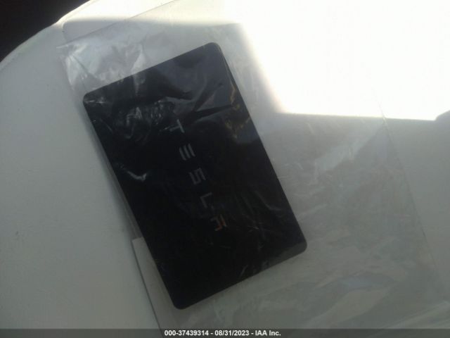 5YJ3E1EA2PF488949 Tesla MODEL 3