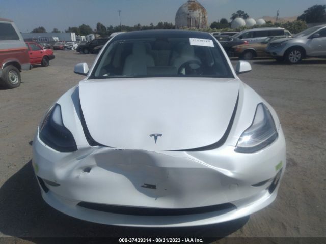 5YJ3E1EA2PF488949 Tesla MODEL 3