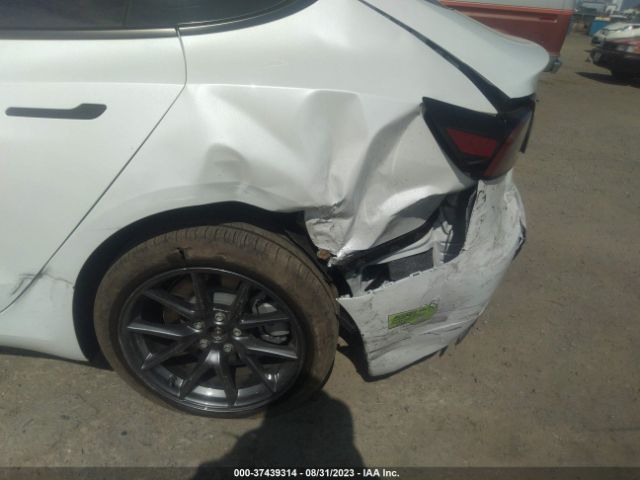 5YJ3E1EA2PF488949 Tesla MODEL 3