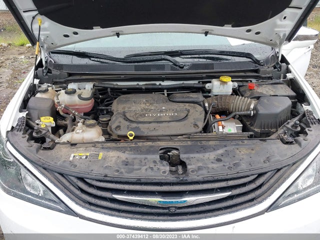 2017 Chrysler Pacifica Hybrid, VIN: 2C4RC1N72HR679703