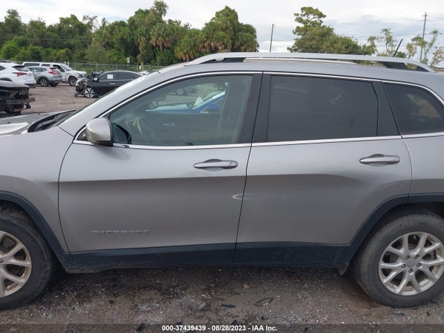 2016 JEEP CHEROKEE LATITUDE VIN: 1C4PJMCS1GW294399