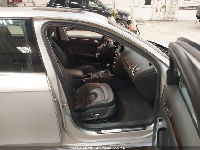 WAUBFAFL9EN035688 Audi A4 PREMIUM