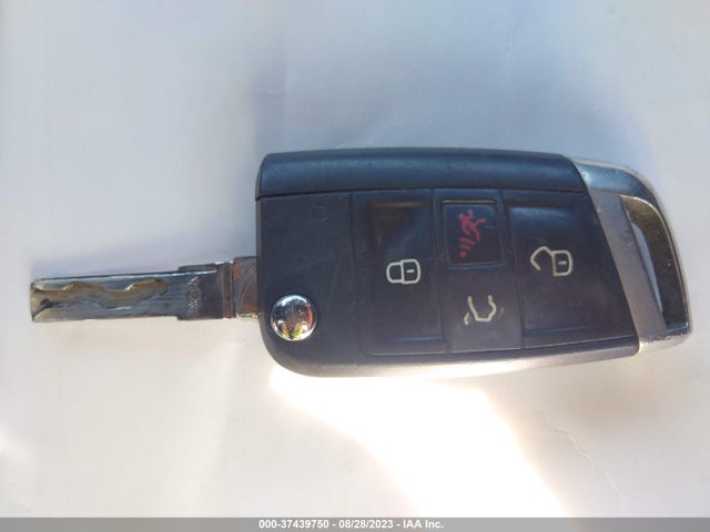 3VWYT7AU3GM027413 Volkswagen GOLF GTI S
