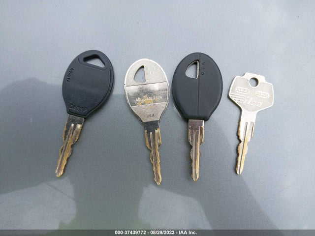1997 NISSAN ALTIMA XE/GXE/SE/GLE VIN: 1N4BU31DXVC159135