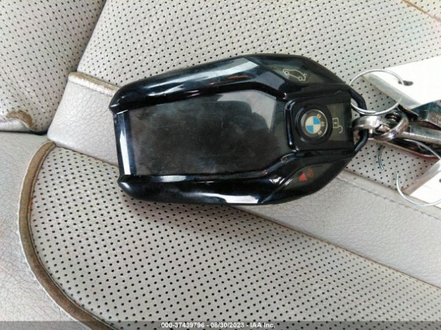 2017 BMW 740I WBA7E2C33HG740966 Photo 10