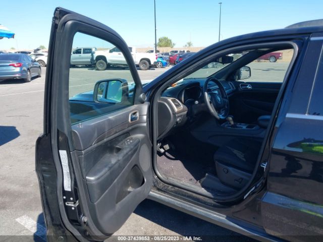 1C4RJEAG0HC685270 Jeep Grand Cherokee Laredo