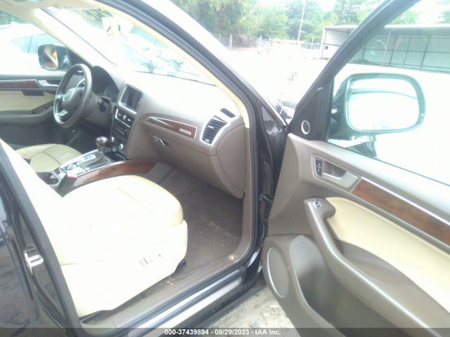 WA1LFAFP3FA054928 Audi Q5 Premium Plus