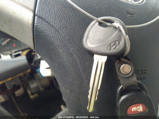 2007 HYUNDAI ELANTRA GLS/SE/LTD VIN: KMHDU46DX7U132852
