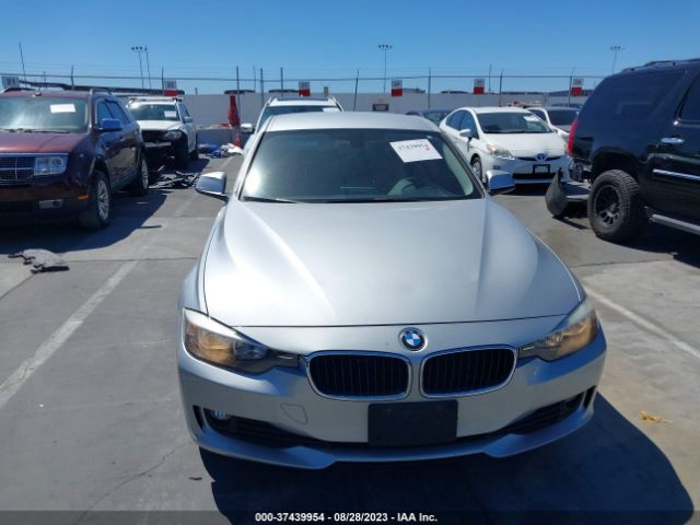 WBA3B1C56EP679255 BMW 3 Series 320i
