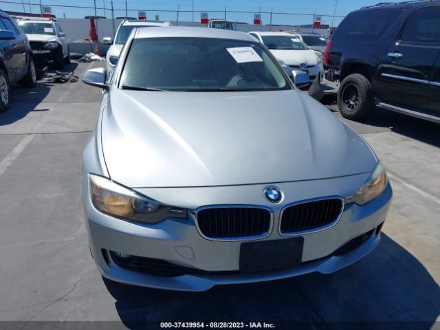 WBA3B1C56EP679255 BMW 3 Series 320i