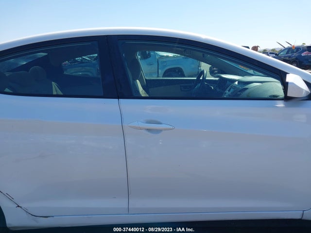 Hyundai ELANTRA SE 2015 5NPDH4AE0FH597979 Image 5