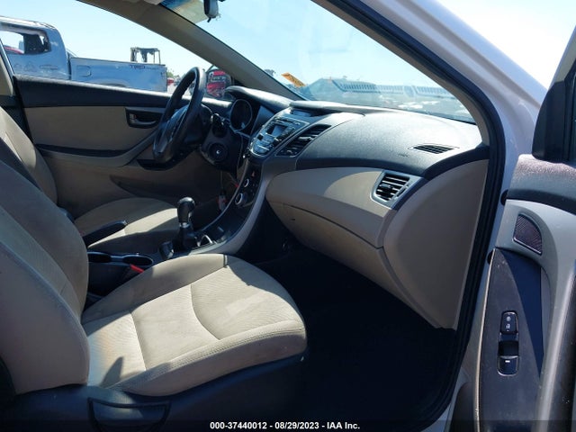 Hyundai ELANTRA SE 2015 5NPDH4AE0FH597979 Image 11