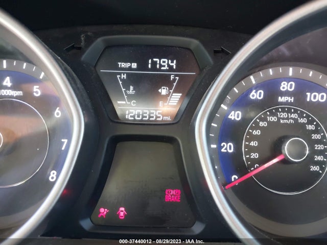 Hyundai ELANTRA SE 2015 5NPDH4AE0FH597979 Image 13