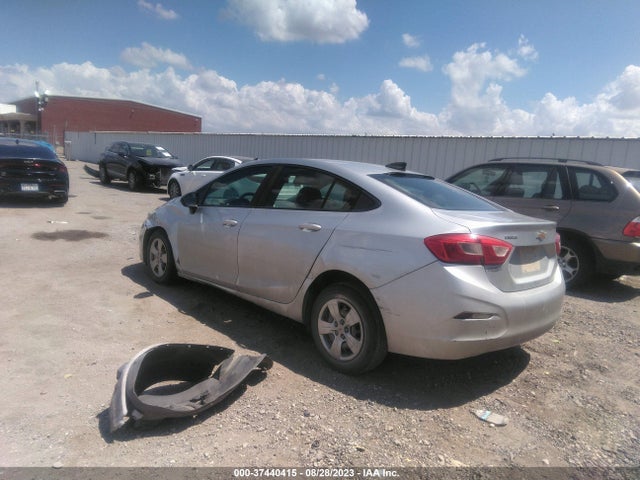 Chevrolet CRUZE LS 2017 1G1BC5SM7H7183552 Image 3