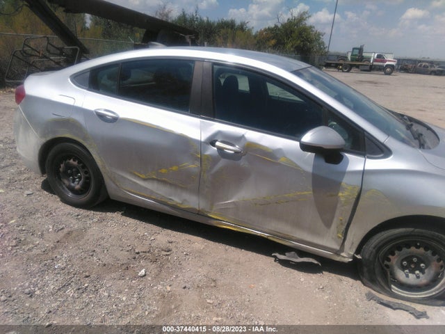 Chevrolet CRUZE LS 2017 1G1BC5SM7H7183552 Image 6