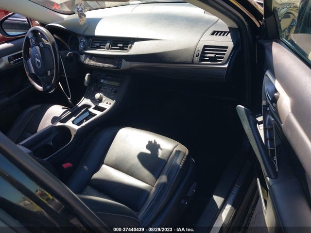 JTHKD5BH3F2232455 Lexus Ct 200h Hybrid