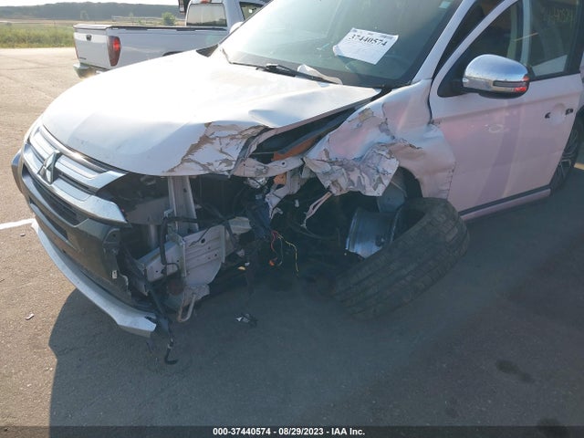 JA4AZ3A34GZ013337 Mitsubishi Outlander Se/sel/es