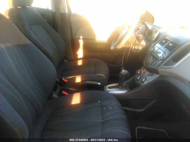 Chevrolet SONIC LT 2015 1G1JC6SH0F4108369 Image 6