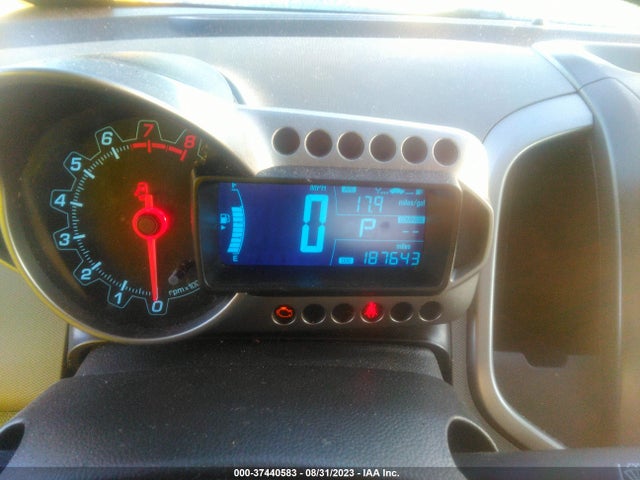 Chevrolet SONIC LT 2015 1G1JC6SH0F4108369 Image 7