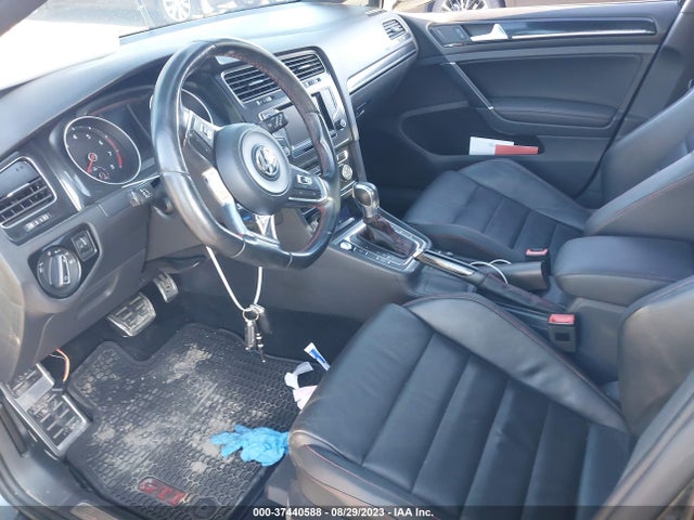 3VW4T7AU4FM054777 Volkswagen Golf Gti Se