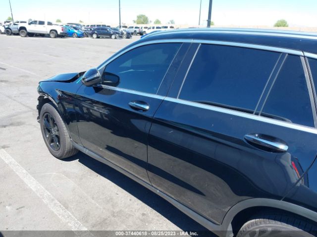 WDC0G4JB6JV089977 Mercedes-Benz Glc Glc 300