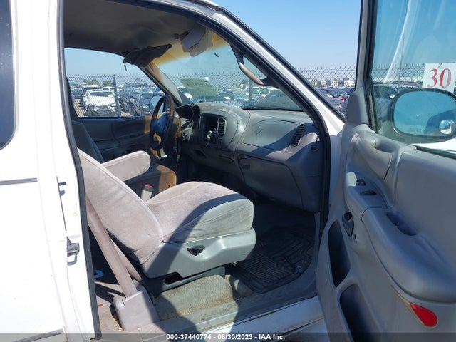 1998 FORD F-150 VIN: 1FTZX18W1WKA89642