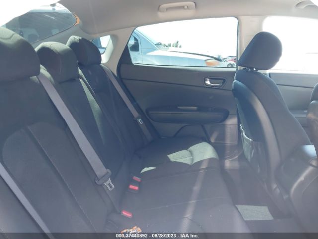 KNAGT4L38J5237159 KIA Optima Lx