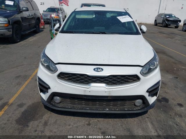 3KPF24AD8ME375595 KIA Forte Lxs