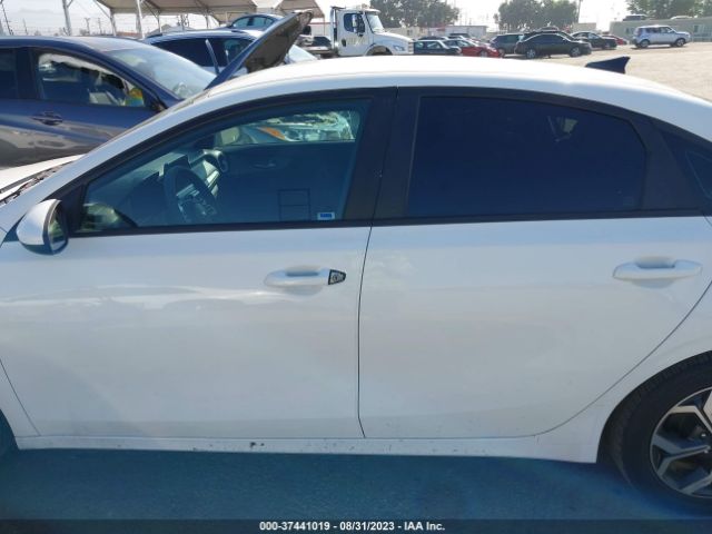 3KPF24AD9KE013420 KIA Forte Lxs