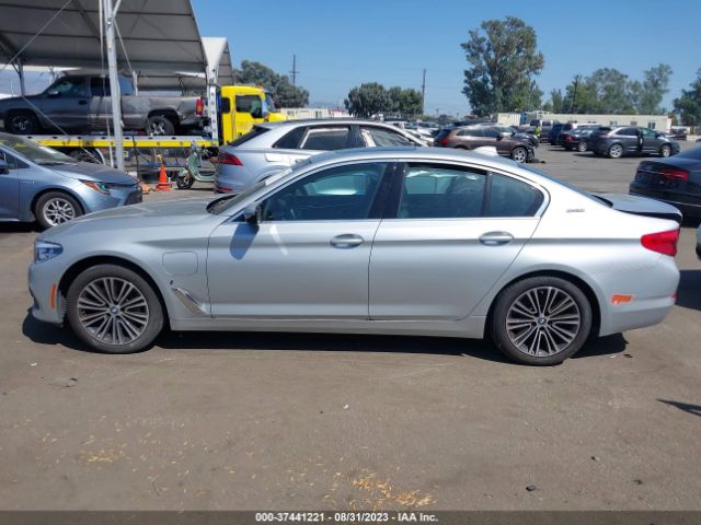 WBAJA9C52KB398622 BMW 5 Series 530e Iperformance