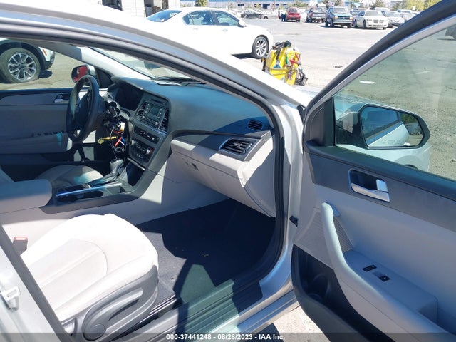 Hyundai Sonata 2.4l Se 2015 5NPE24AF4FH158301 Image 5