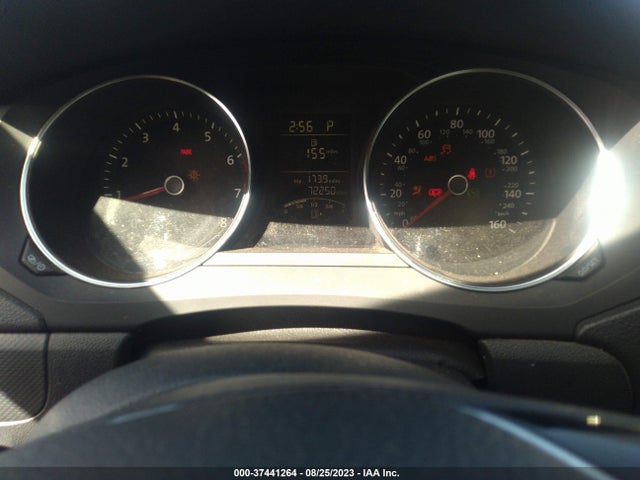 3VW2K7AJXFM288499 Volkswagen Jetta 2.0l S