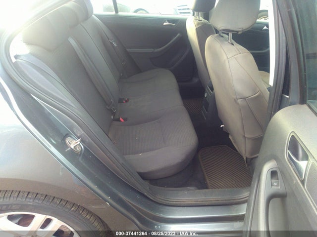 3VW2K7AJXFM288499 Volkswagen Jetta 2.0l S