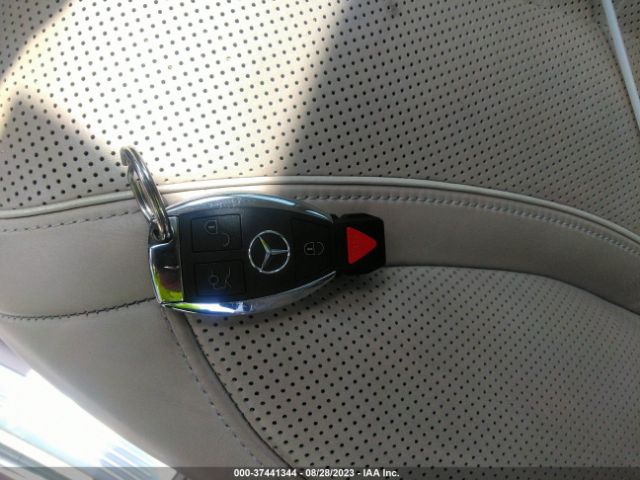 WDDUG8FB1FA135470 Mercedes-Benz S-class S 550