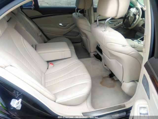 WDDUG8FB1FA135470 Mercedes-Benz S-class S 550